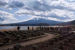 惨败50分平爵士队史第二大输球分差 5年前也曾惨败独行侠50分